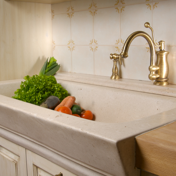 Rustikalna kuhinja https://www.rustika-masiva.si/